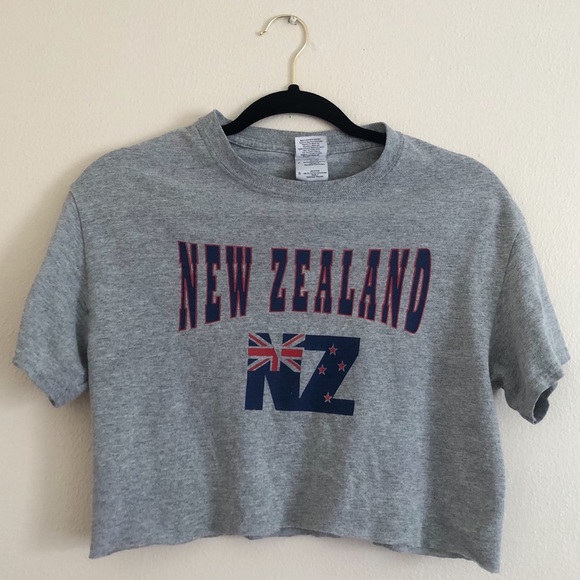 New Zealand Cropped Tee - Picture 1 of 1